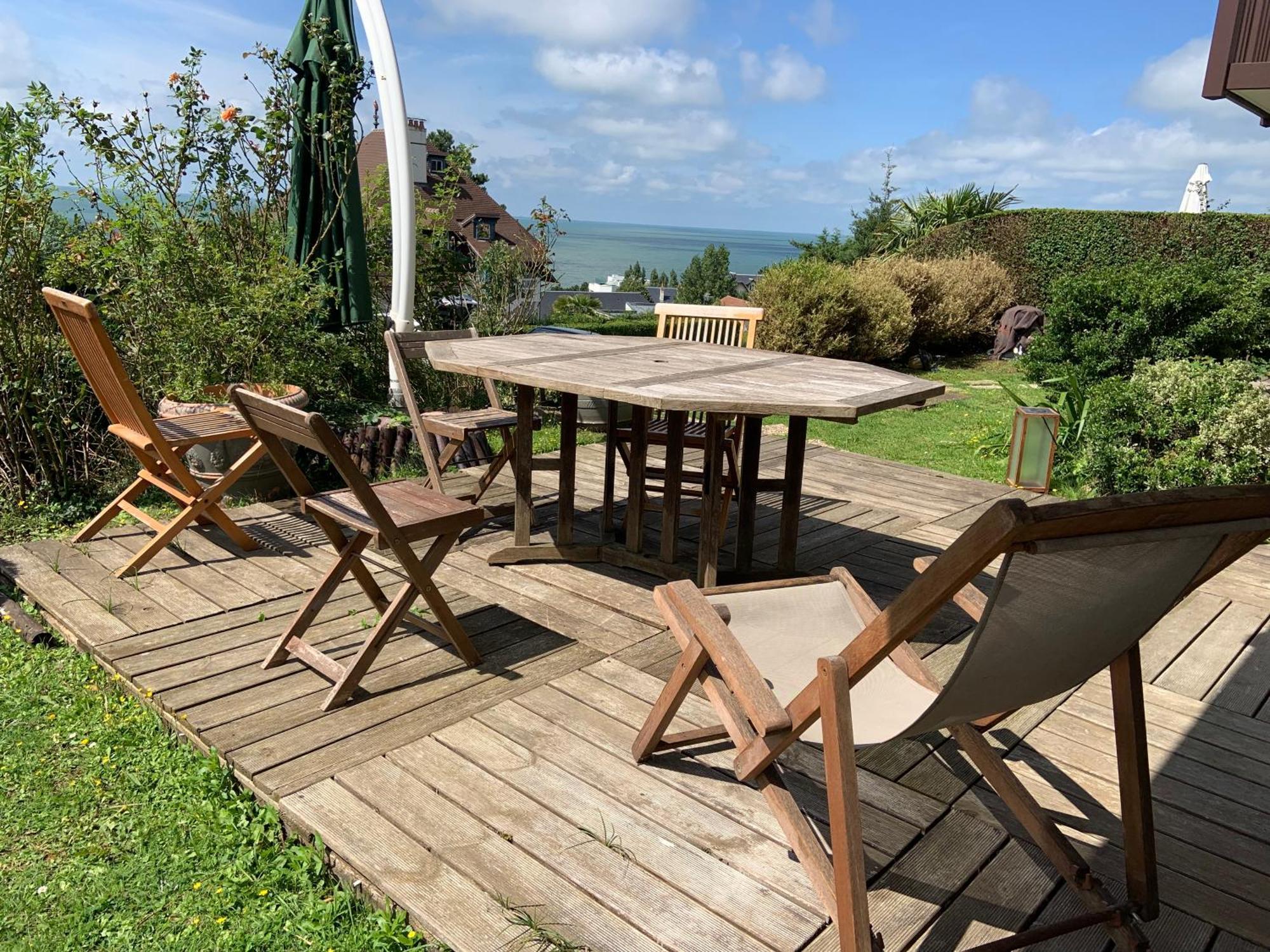 Grand Rez De Jardin-Terrasse Avec Vue Sur La Mer - 2 Chambres Blonville-sur-Mer Buitenkant foto